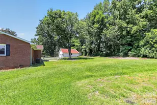 6901 Ridge Ln Rd, Charlotte, NC 28262 - Photo 36