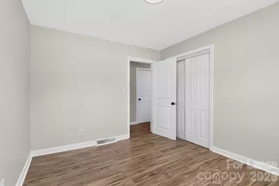 6901 Ridge Lane Road, Charlotte, NC 28262 - Photo 10