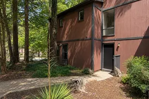 6101 Honeysuckle Ln, Charlotte, NC 28212 - Photo 1