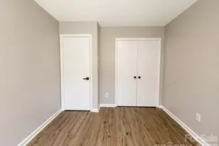 6101 Honeysuckle Ln, Charlotte, NC 28212 - Photo 20