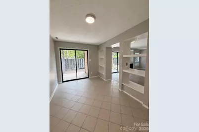 6101 Honeysuckle Lane, Charlotte, NC 28212 - Photo 8