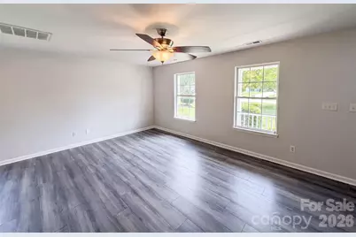 11220 Northwoods Forest Drive, Charlotte, NC 28214 - Photo 16