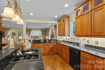 100 Crestgrove Drive, Flat Rock, NC 28731 - Photo 14