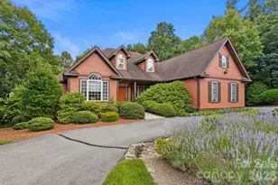 100 Crestgrove Dr, Flat Rock, NC 28731 - Photo 2