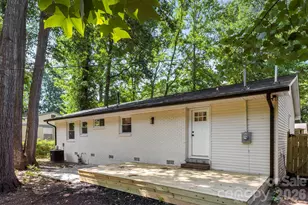 4211 Dunwoody Dr, Charlotte, NC 28215 - Photo 16