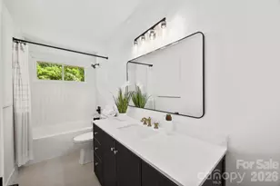 4211 Dunwoody Dr, Charlotte, NC 28215 - Photo 12