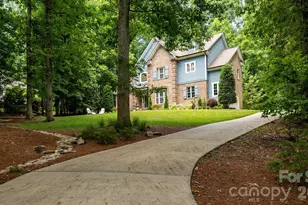 20029 Callaway Hills Ln, Davidson, NC 28036 - Photo 2