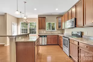2025 Glenhaven Dr, Waxhaw, NC 28173 - Photo 8