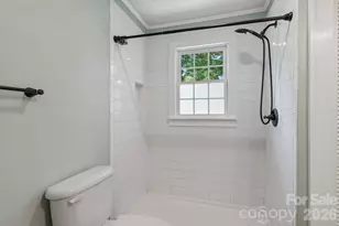 1135 13th Ave Ave, Hickory, NC 28601 - Photo 16