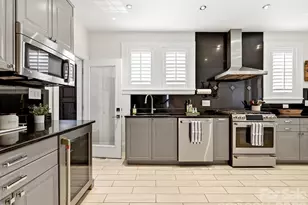 1822 Lombardy Cir, Charlotte, NC 28203 - Photo 14