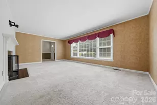 907 Vista Pl NE, Lenoir, NC 28645 - Photo 6