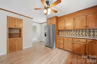 907 Vista Place NE, Lenoir, NC 28645 - Photo 10