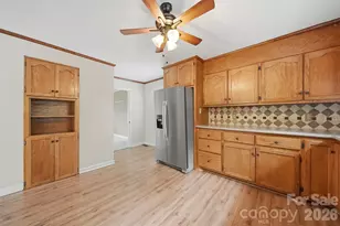 907 Vista Pl NE, Lenoir, NC 28645 - Photo 10