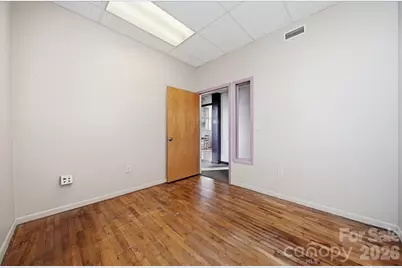 729 1st Avenue SW, Hickory, NC 28602 - Photo 22