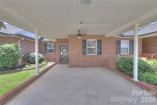 3927 Jasmine Ln, Denver, NC 28037 - Photo 1