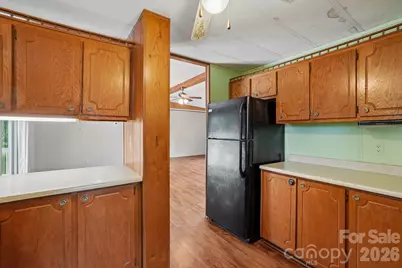 303 Meadowbrook Court, Hendersonville, NC 28792 - Photo 14