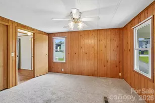 303 Meadowbrook Ct, Hendersonville, NC 28792 - Photo 22