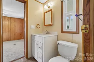 303 Meadowbrook Ct, Hendersonville, NC 28792 - Photo 24