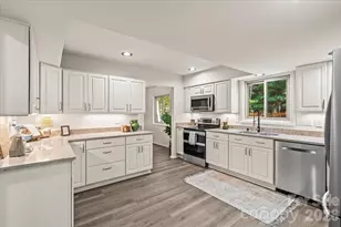 9205 Tree Haven Dr, Charlotte, NC 28270 - Photo 16