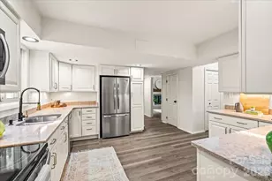 9205 Tree Haven Dr, Charlotte, NC 28270 - Photo 18