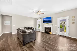 4526 Dover Ct, Denver, NC 28037 - Photo 6