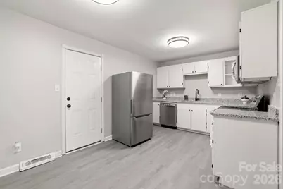 835 Ranch Road, Charlotte, NC 28208 - Photo 8