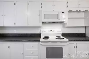 176 Chiles Ave, Asheville, NC 28803 - Photo 10