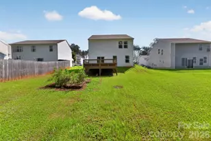 1475 Cannan Mountain Dr, Newton, NC 28658 - Photo 4