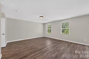1475 Cannan Mountain Dr, Newton, NC 28658 - Photo 18