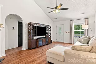 2010 Mallard Creek Dr, Rock Hill, SC 29732 - Photo 10