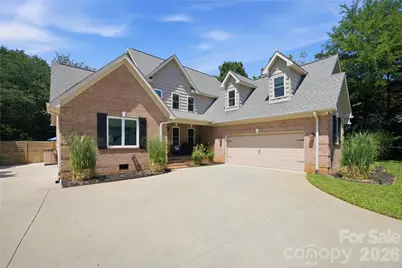 393 Ponderosa Circle, Mooresville, NC 28117 - Photo 2