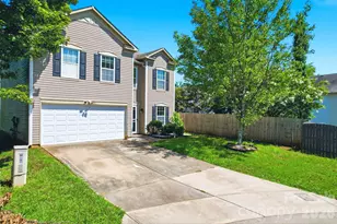 4411 Palustris Ct, Charlotte, NC 28269 - Photo 2