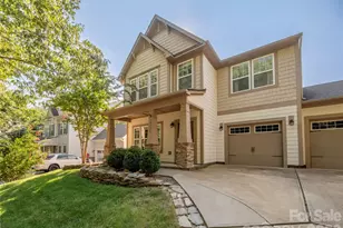 19925 Wooden Tee Dr, Davidson, NC 28036 - Photo 2