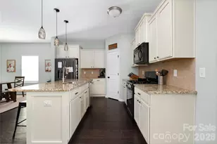 19925 Wooden Tee Dr, Davidson, NC 28036 - Photo 14