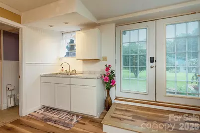 424 Lower Grassy Branch Road, Asheville, NC 28805 - Photo 22
