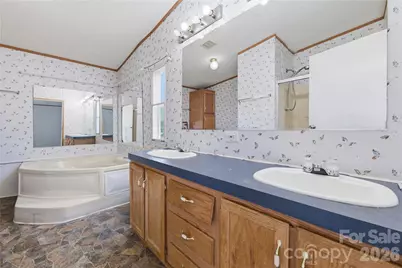 2299 Dellinger Drive, Newton, NC 28658 - Photo 20