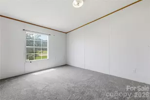 2299 Dellinger Dr, Newton, NC 28658 - Photo 24
