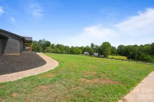 1411 W V Thompson Rd, Rutherfordton, NC 28139 - Photo 38