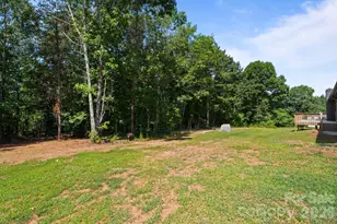 1411 W V Thompson Rd, Rutherfordton, NC 28139 - Photo 36