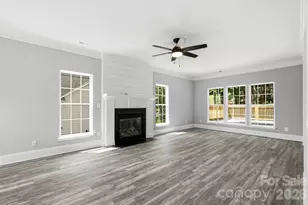 1412 Autumn Ridge Ln, Fort Mill, SC 29708 - Photo 4