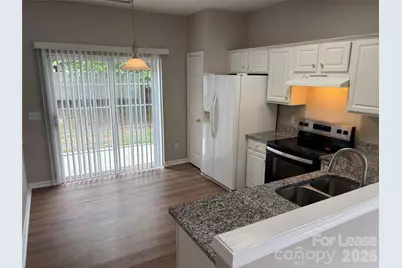 2435 Normancrest Court, Charlotte, NC 28270 - Photo 4