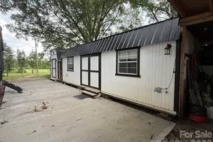 1726 Old Cheraw Hwy, Rockingham, NC 28379 - Photo 44