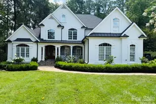 16717 Yardarm Ln, Cornelius, NC 28031 - Photo 1