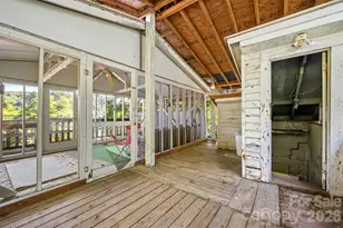 720 Sylvan Blvd, Hendersonville, NC 28791 - Photo 28
