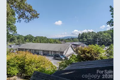 720 Sylvan Boulevard, Hendersonville, NC 28791 - Photo 44