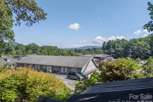 720 Sylvan Blvd, Hendersonville, NC 28791 - Photo 44