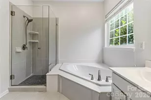 7501 Westray Ct, Charlotte, NC 28269 - Photo 18