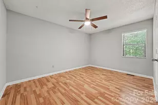5729 Brickstone Dr, Charlotte, NC 28227 - Photo 16