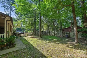 5729 Brickstone Dr, Charlotte, NC 28227 - Photo 36