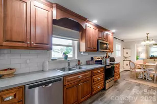 1501 Old Hickory Grove Rd, Mount Holly, NC 28120 - Photo 8